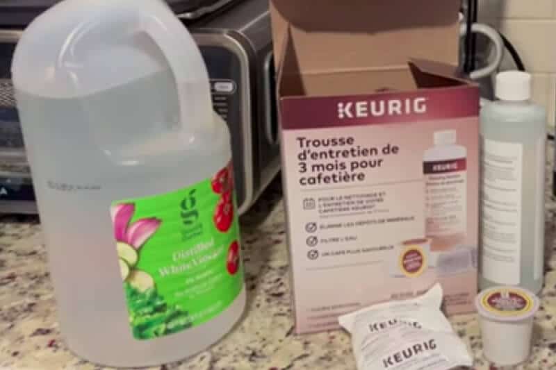                                               White vinegar and Keurig descaling solution